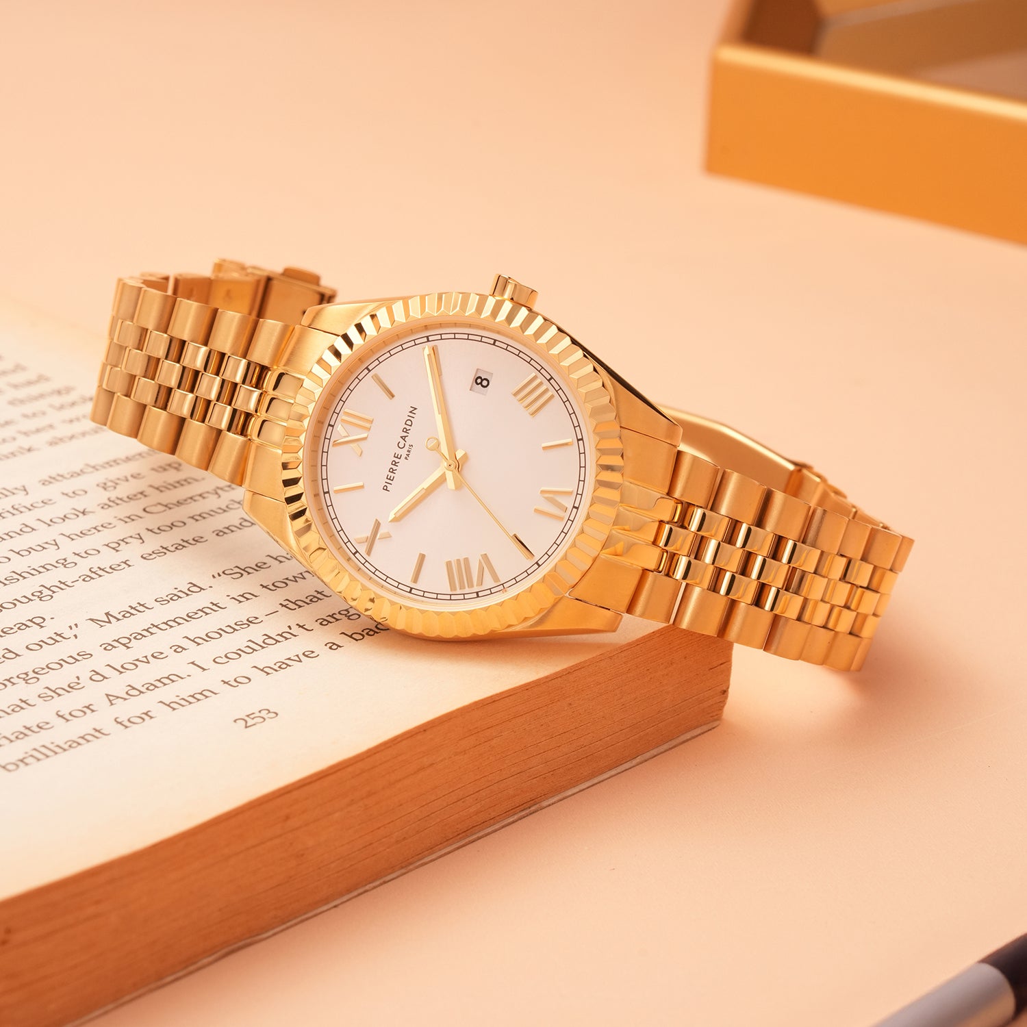 pierre cardin tank ラウンド ゴールド ローマ 腕時計 Opéra Timbre Mens 40mm - Gold with Gold Metal Strap – Pierre